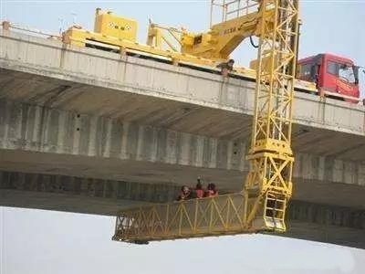 幾種橋梁(liáng)檢測(cè)車的(de)優缺點分(fèn)析